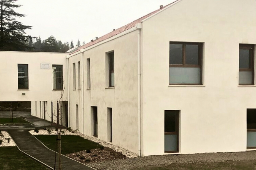 aaeb443b-d955-407a-abc8-393e5870bb6c