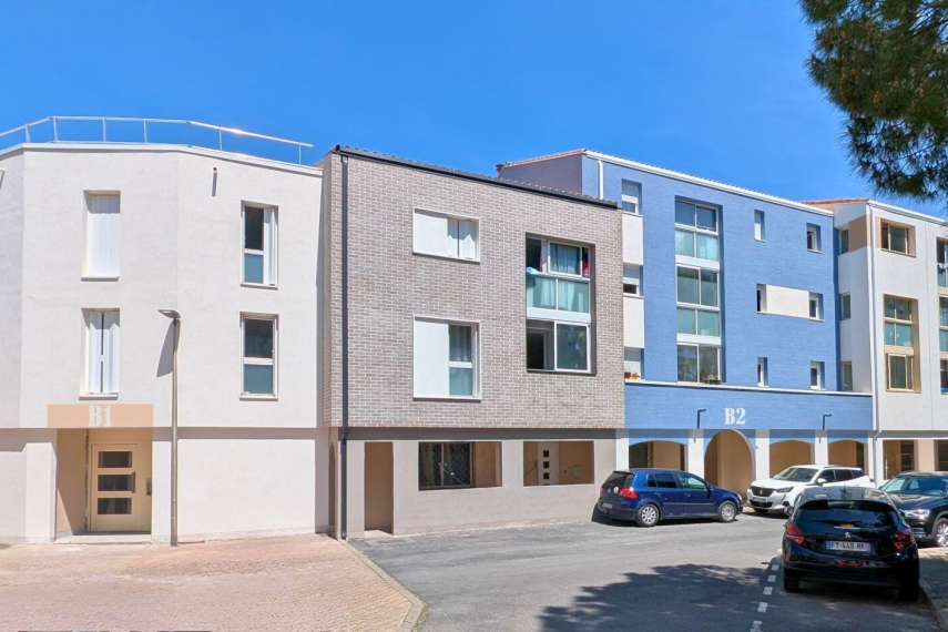 dc0663c8-19d1-4d55-a05c-25c40310bbcd