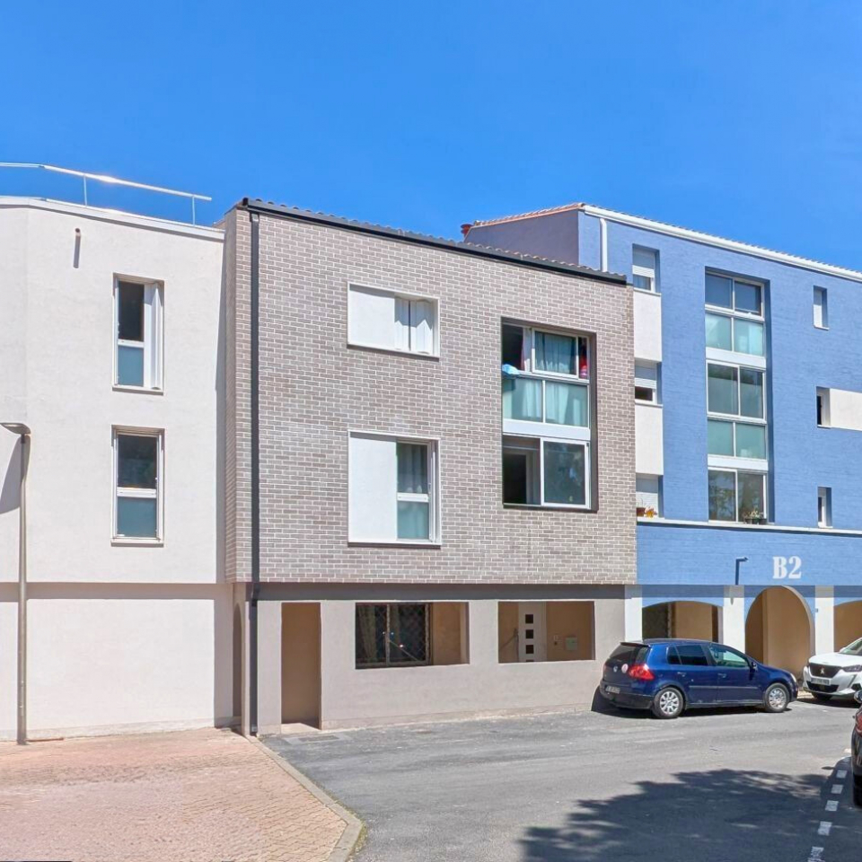 dc0663c8-19d1-4d55-a05c-25c40310bbcd