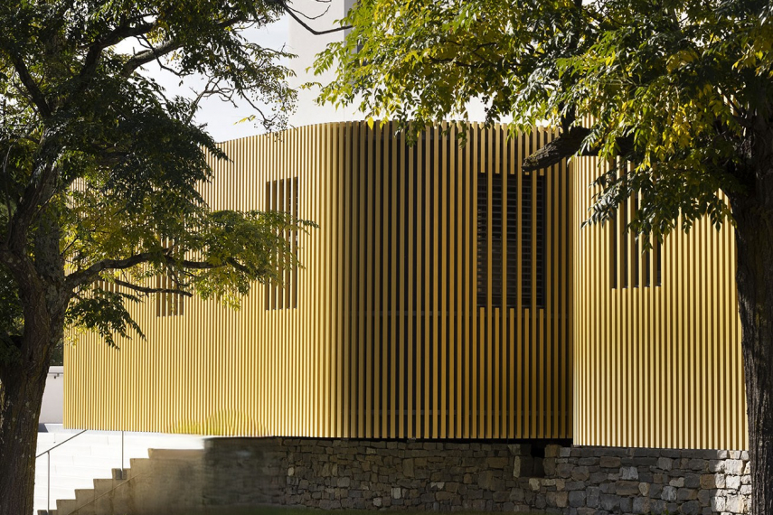 icm2-cover_aa2a8686_r_mc_lucat